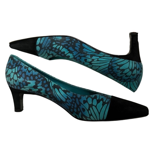 Ferragamo Butterfly Wing Heel - Picture 2 of 12